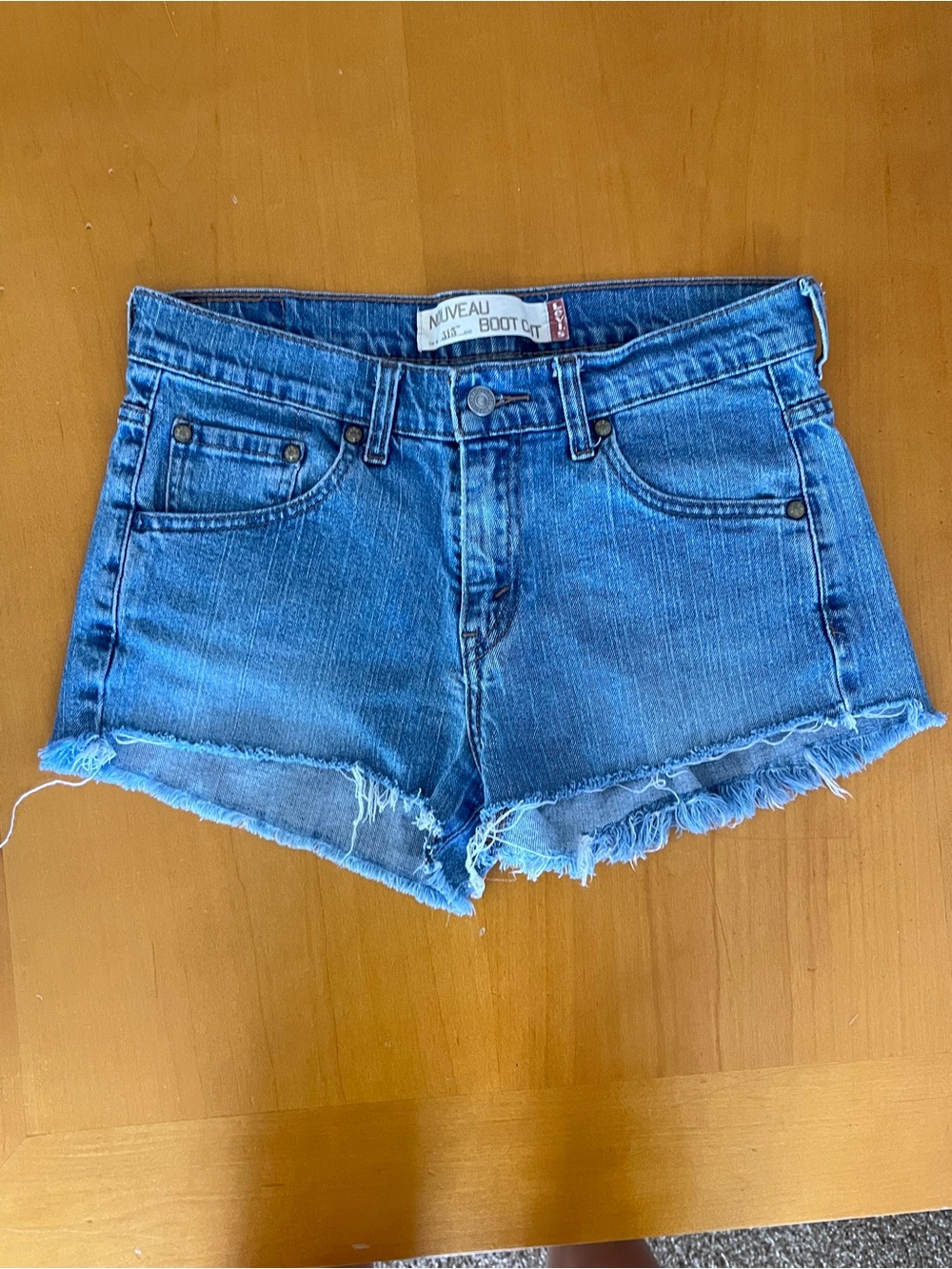 Levi’s 515 cutoff Jean shorts size 6